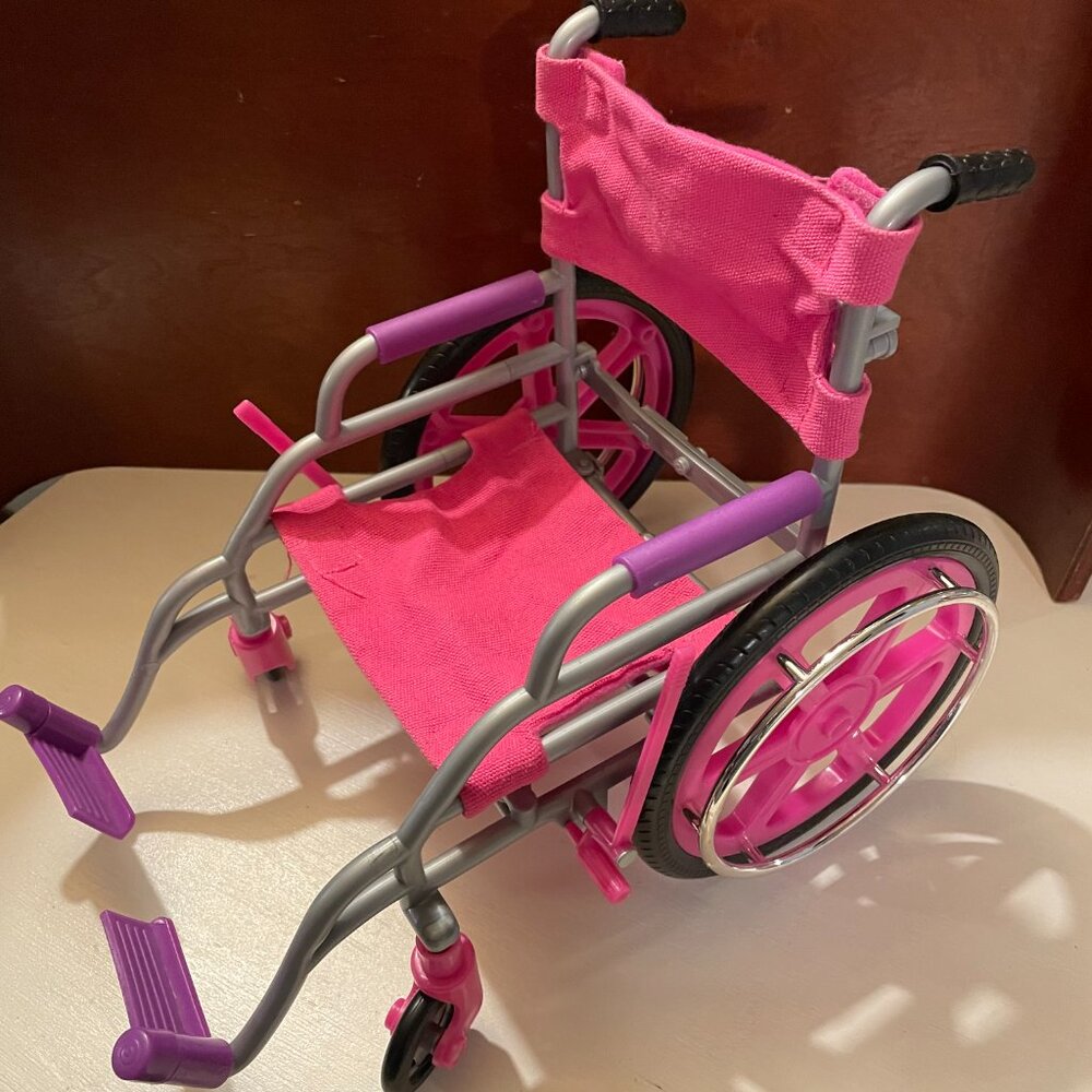 18 Inch Doll Injury/Health Set - Picture 2 of 7